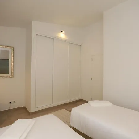 Luxury Floor With Amazing Sea View *